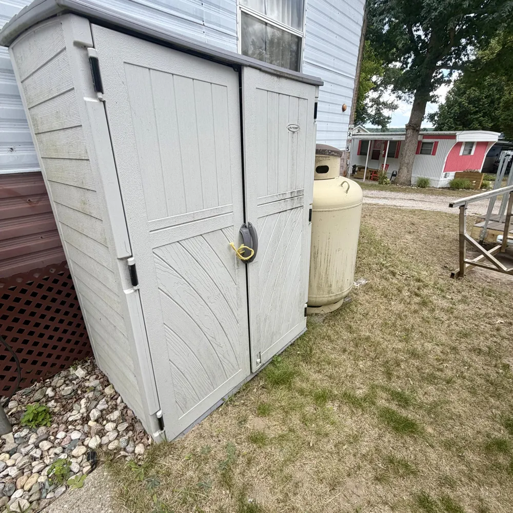 3286 Wolf Lake Drive #23 Peacock Township, MI 49304