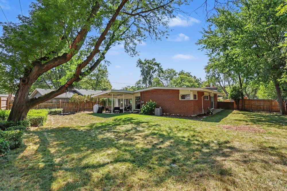 29928 Rock Creek Drive Southfield City, MI 48076