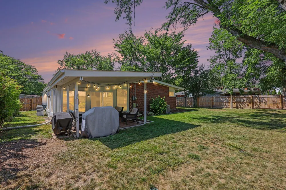 29928 Rock Creek Drive Southfield City, MI 48076