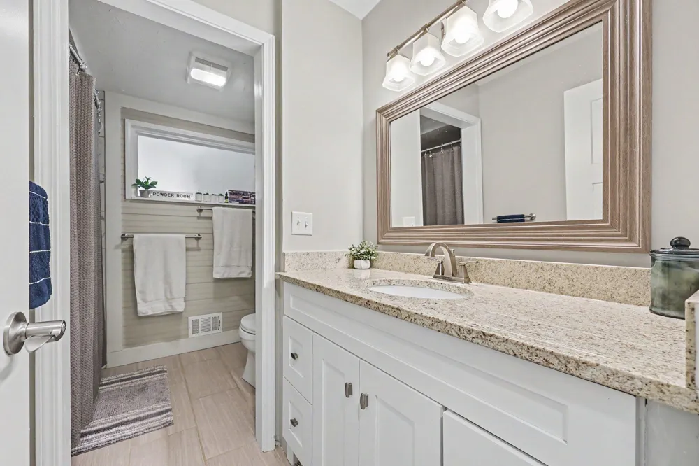 29928 Rock Creek Drive Southfield City, MI 48076