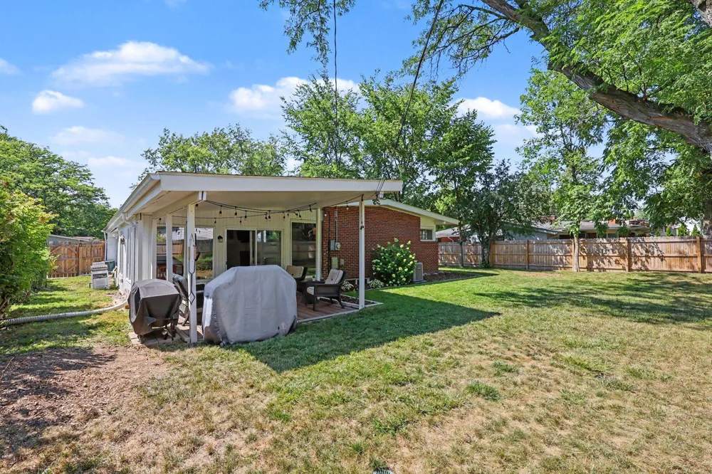 29928 Rock Creek Drive Southfield City, MI 48076