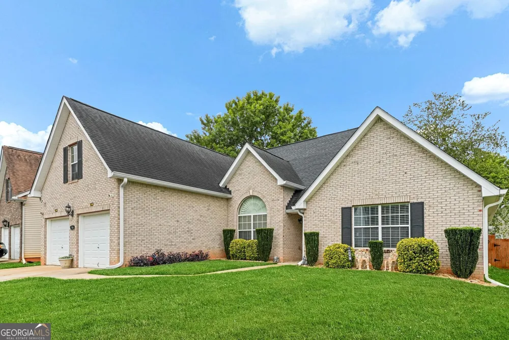 516 Gonzaga CIR Hampton, GA 30228
