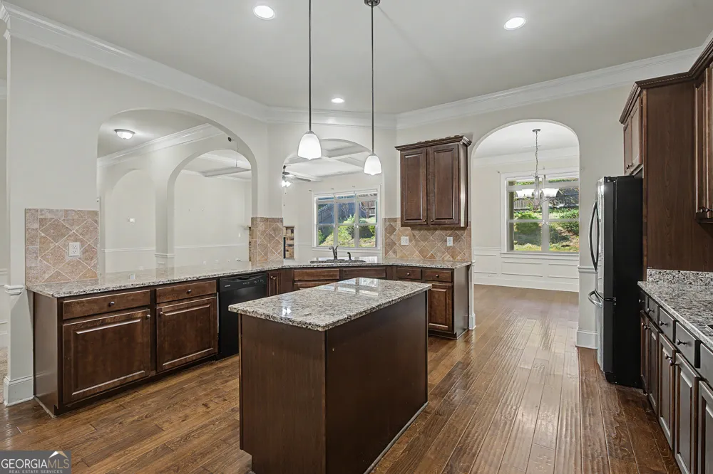 741 Stonebranch DR Loganville, GA 30052