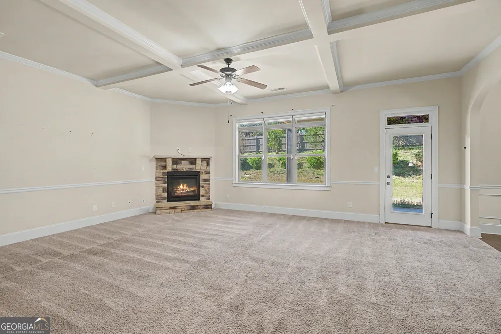 741 Stonebranch DR Loganville, GA 30052