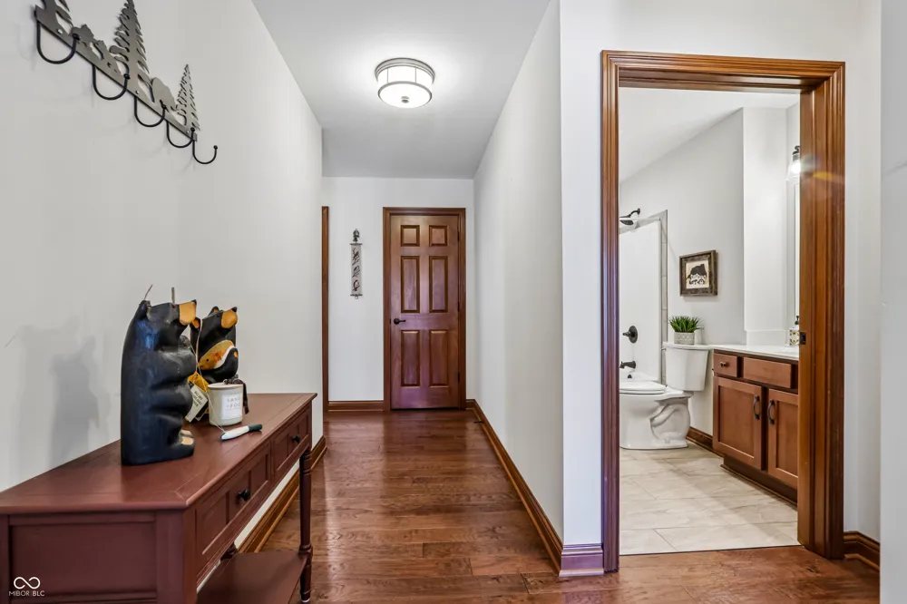 4935 W Harrisburg Court New Palestine, IN 46163