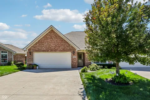 4935 W Harrisburg Court