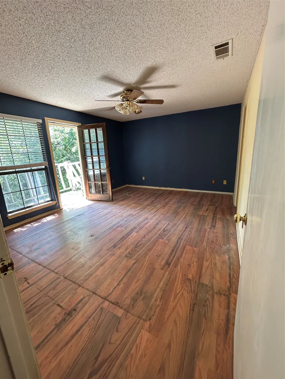 544 Renee Lane DeSoto, TX 75115