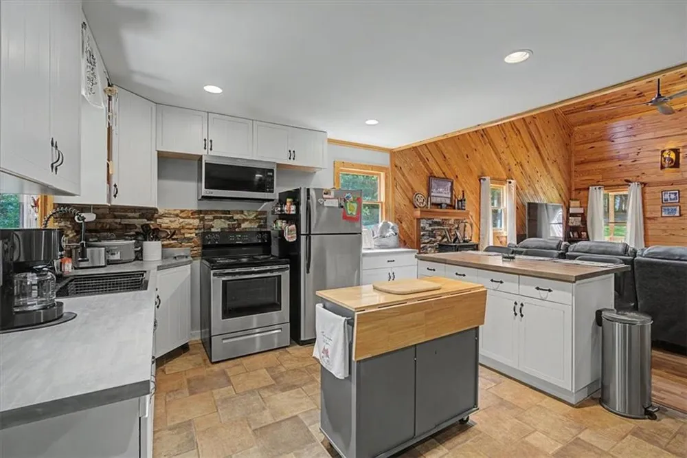 335 Dunn Road Silver Creek, GA 30173