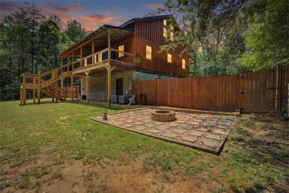 335 Dunn Road Silver Creek, GA 30173