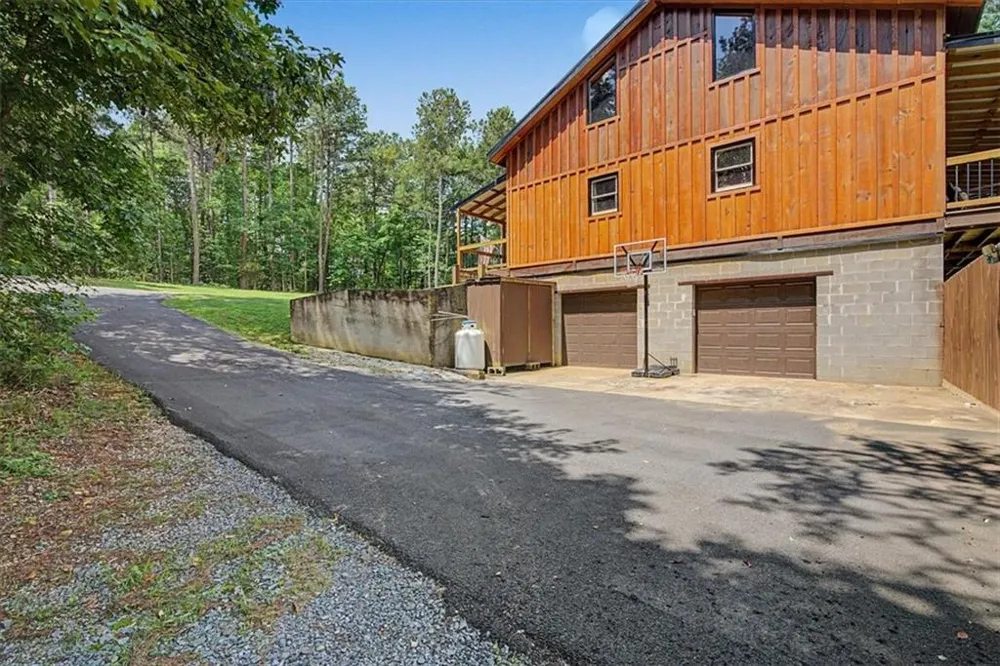 335 Dunn Road Silver Creek, GA 30173