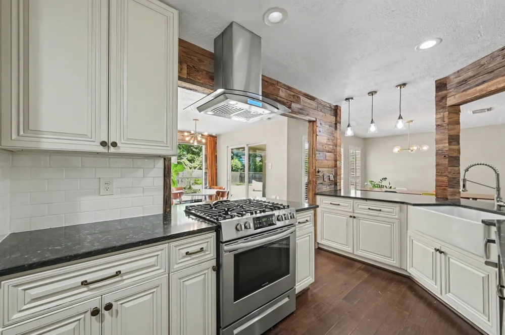 2314 Chestnut Oak Place The Woodlands, TX 77380