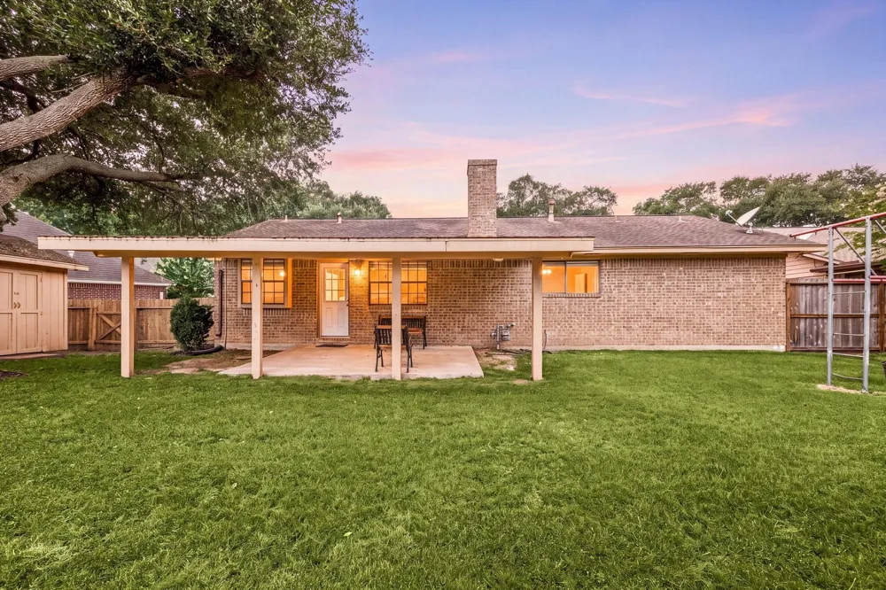 2019 Franklin Circle Rosenberg, TX 77471