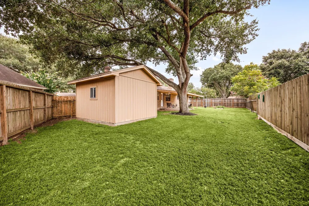 2019 Franklin Circle Rosenberg, TX 77471