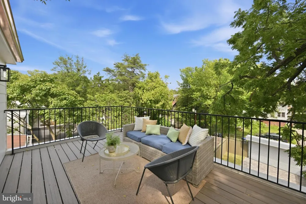 4611 43RD PLACE NW Washington, DC 20016