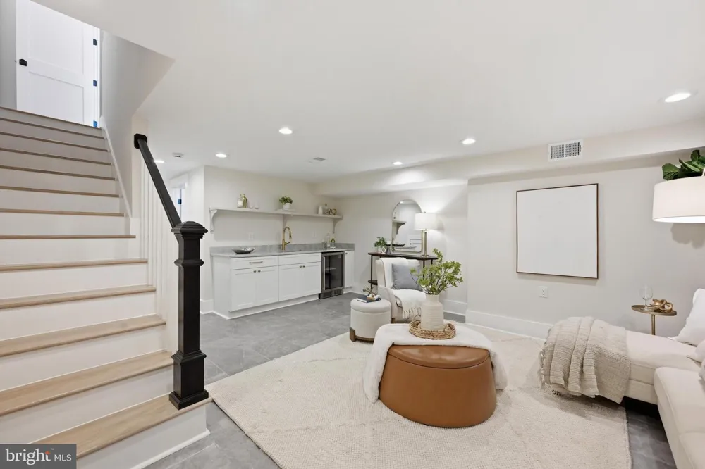 4611 43RD PLACE NW Washington, DC 20016