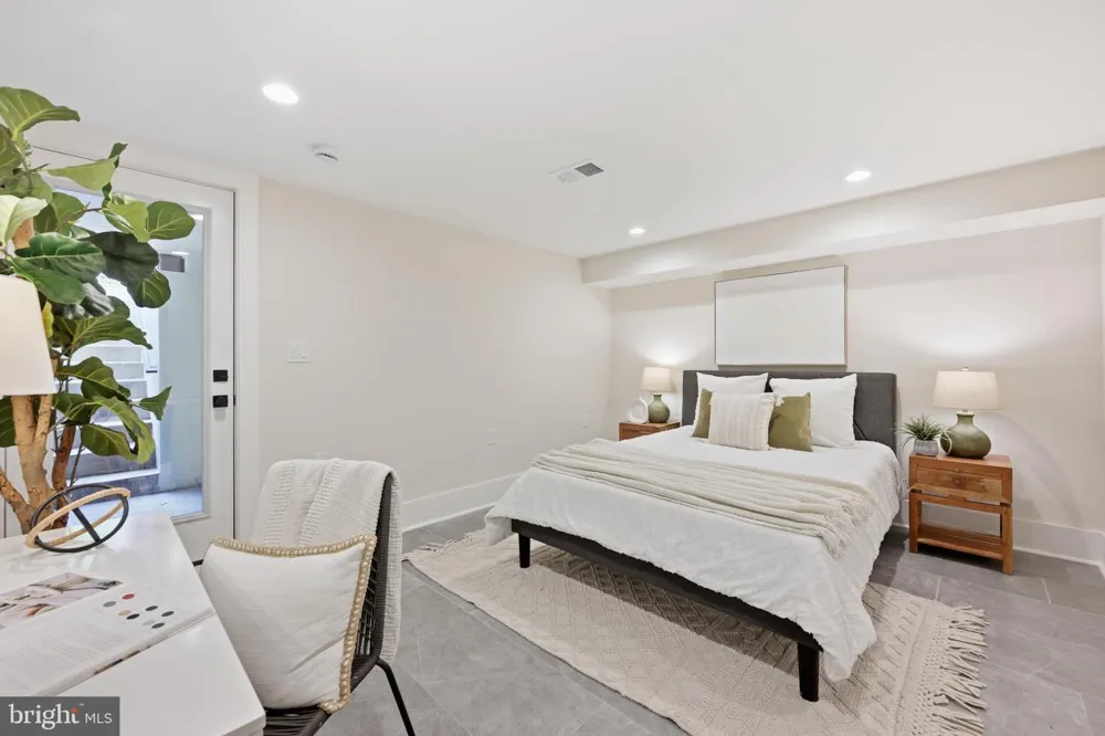 4611 43RD PLACE NW Washington, DC 20016