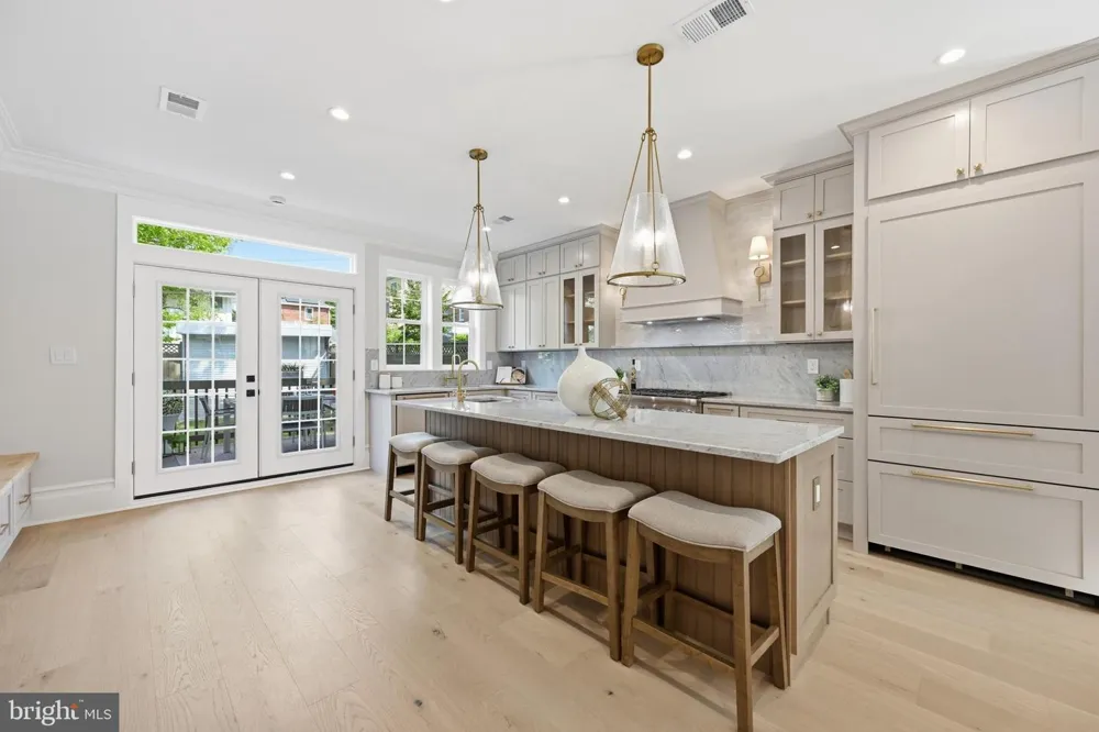 4611 43RD PLACE NW Washington, DC 20016