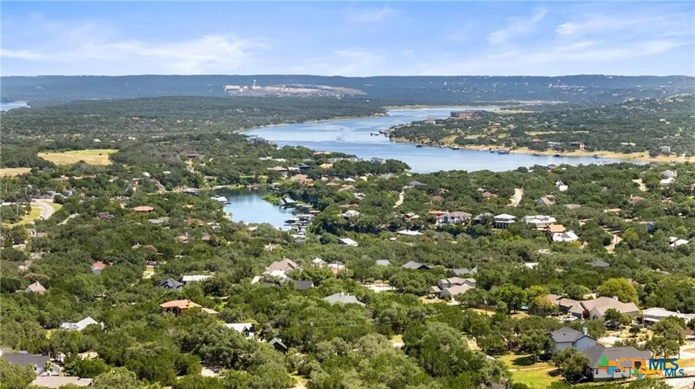 22335 Briarcliff Drive Spicewood, TX 78669