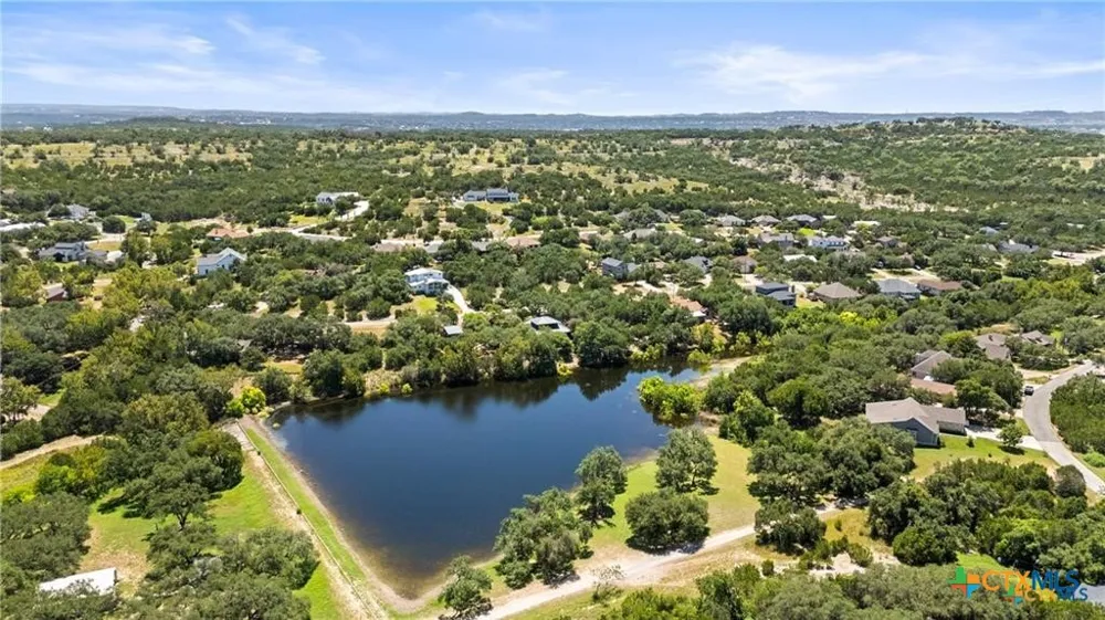 22335 Briarcliff Drive Spicewood, TX 78669