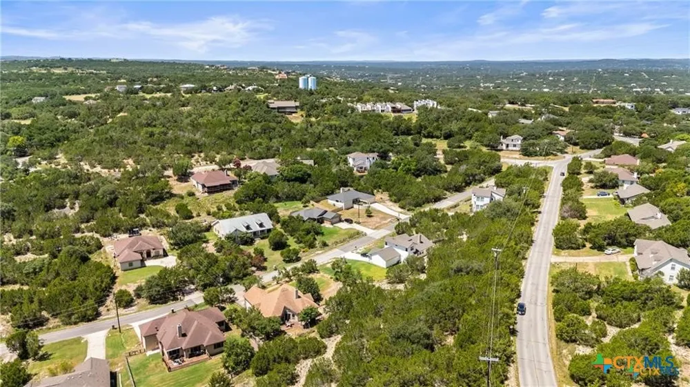 22335 Briarcliff Drive Spicewood, TX 78669