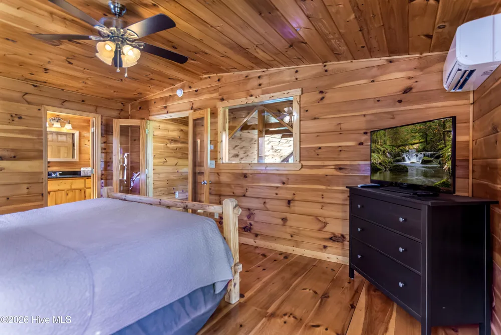20 Locust Pointe Trail Murphy, NC 28906