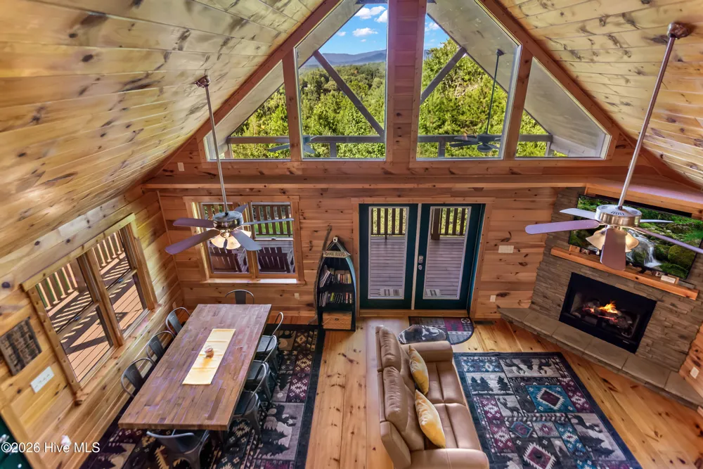 20 Locust Pointe Trail Murphy, NC 28906
