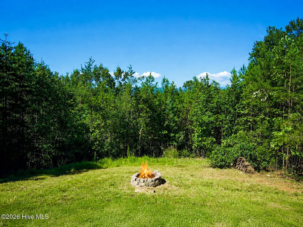 20 Locust Pointe Trail Murphy, NC 28906