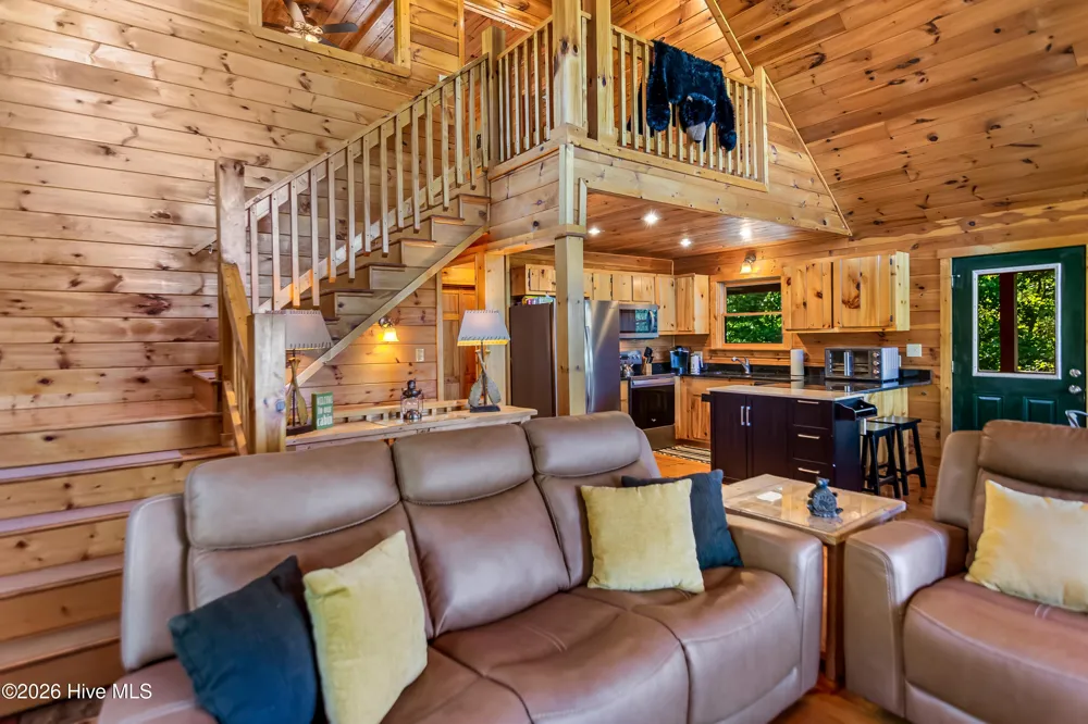 20 Locust Pointe Trail Murphy, NC 28906