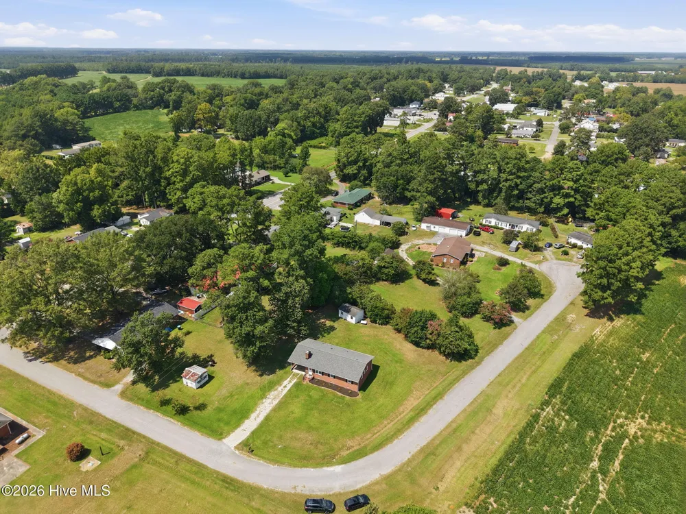 141 Hinnant Street Snow Hill, NC 28580