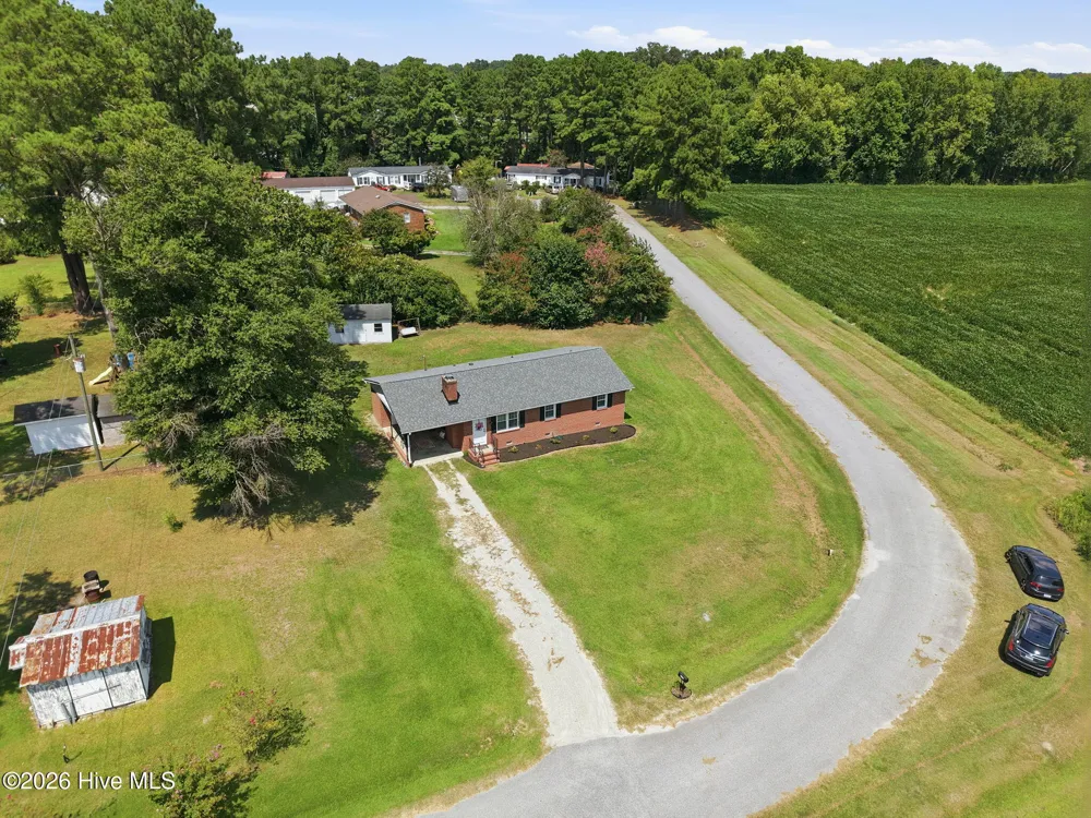141 Hinnant Street Snow Hill, NC 28580