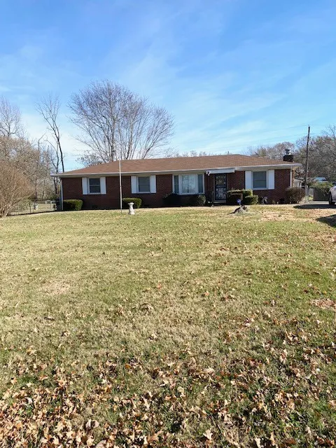 222 Yorktown Rd Clarksville, TN 37042