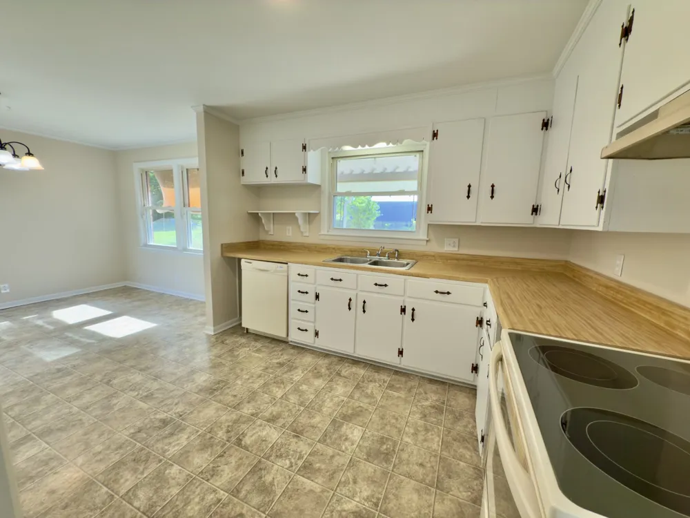 222 Yorktown Rd Clarksville, TN 37042