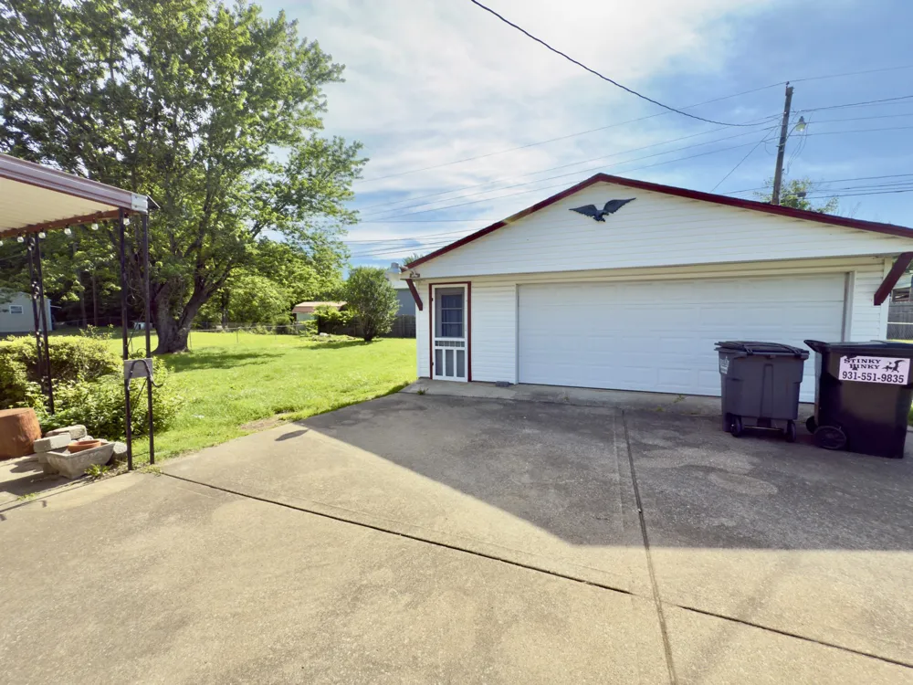 222 Yorktown Rd Clarksville, TN 37042