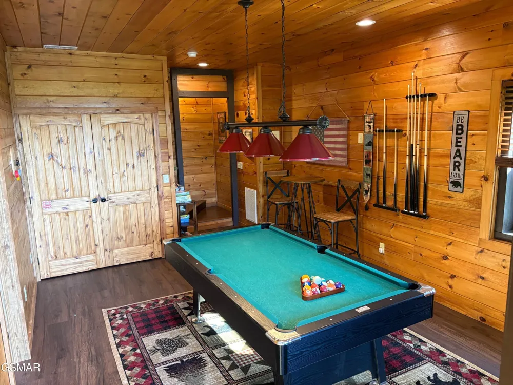 827 Kings Way Gatlinburg, TN 37738