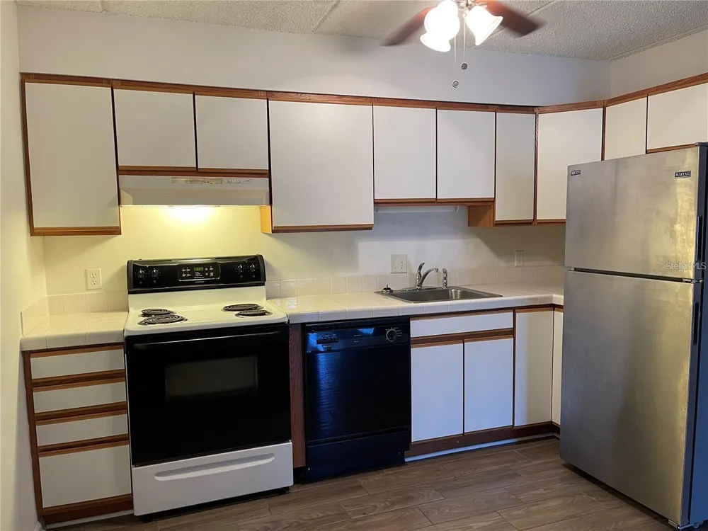 1303 83RD AVENUE #D St Petersburg, FL 33702