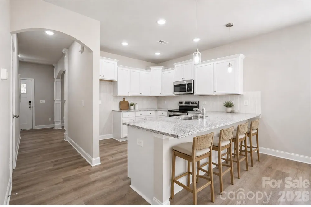2224 Dardan Woods Drive Charlotte, NC 28215