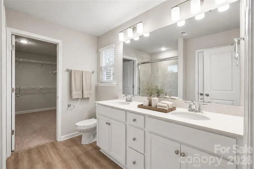 2224 Dardan Woods Drive Charlotte, NC 28215