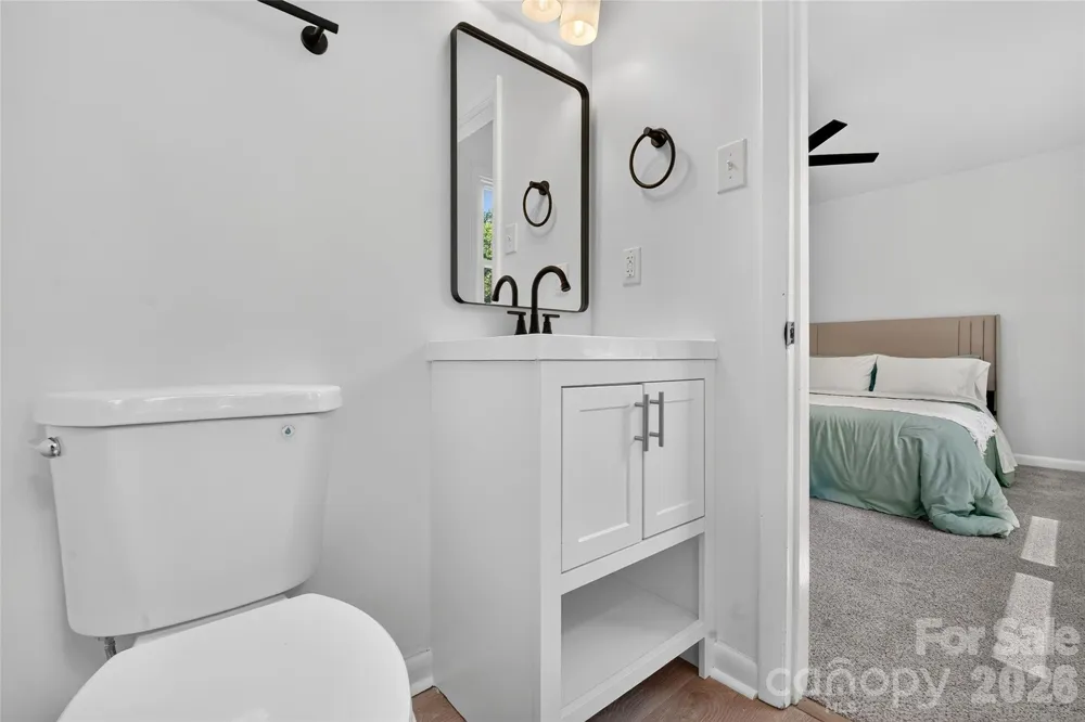 4040 Burnham Court Winston Salem, NC 27105