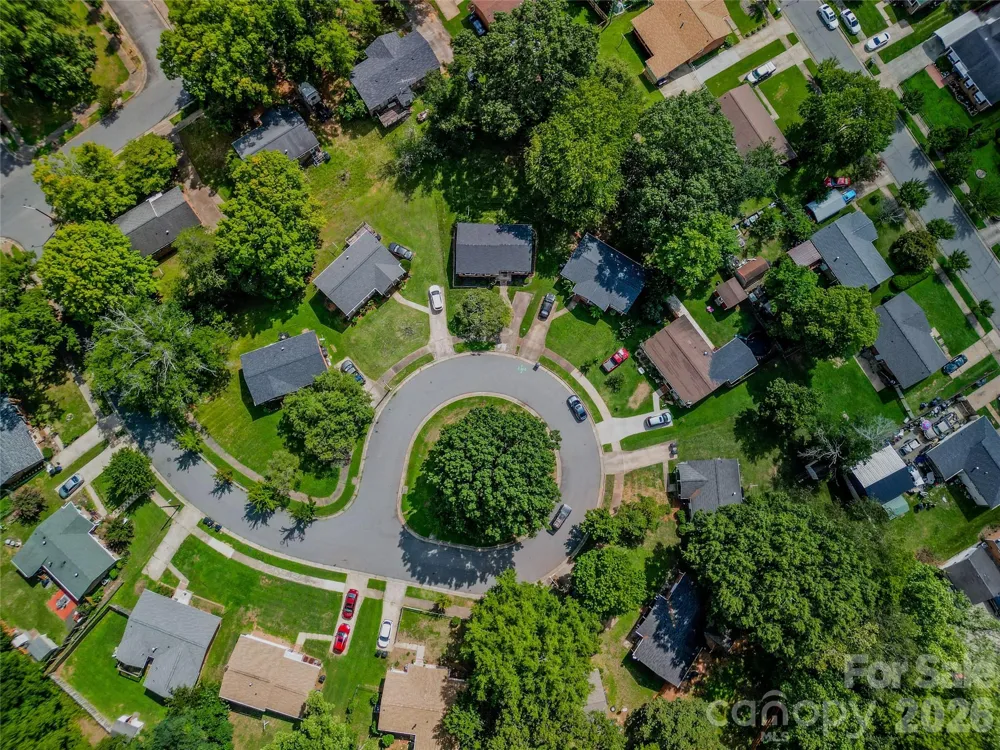 4040 Burnham Court Winston Salem, NC 27105