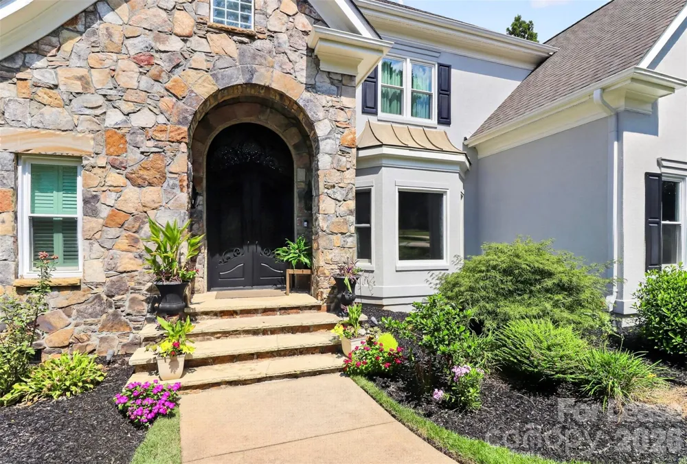 18928 Peninsula Point Drive Cornelius, NC 28031