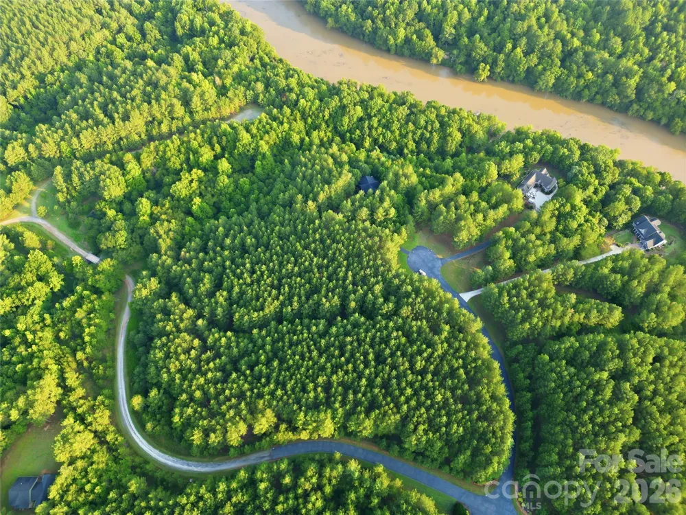 105 Stoney Brook Trail Mooresboro, NC 28114