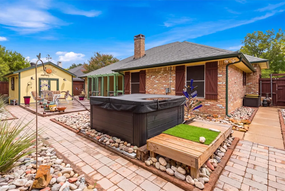 215 Morene Avenue Waxahachie, TX 75165
