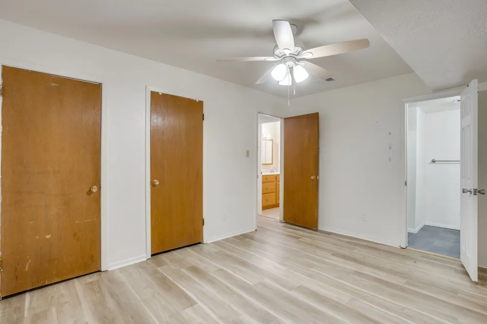 312 NW Wintercrest Road Burleson, TX 76028