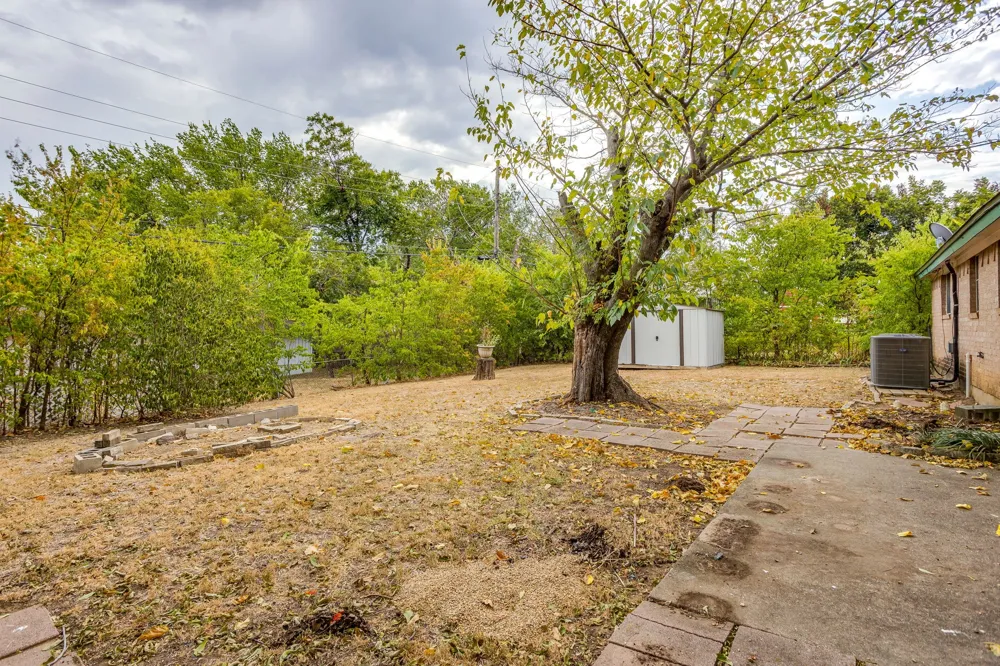 312 NW Wintercrest Road Burleson, TX 76028