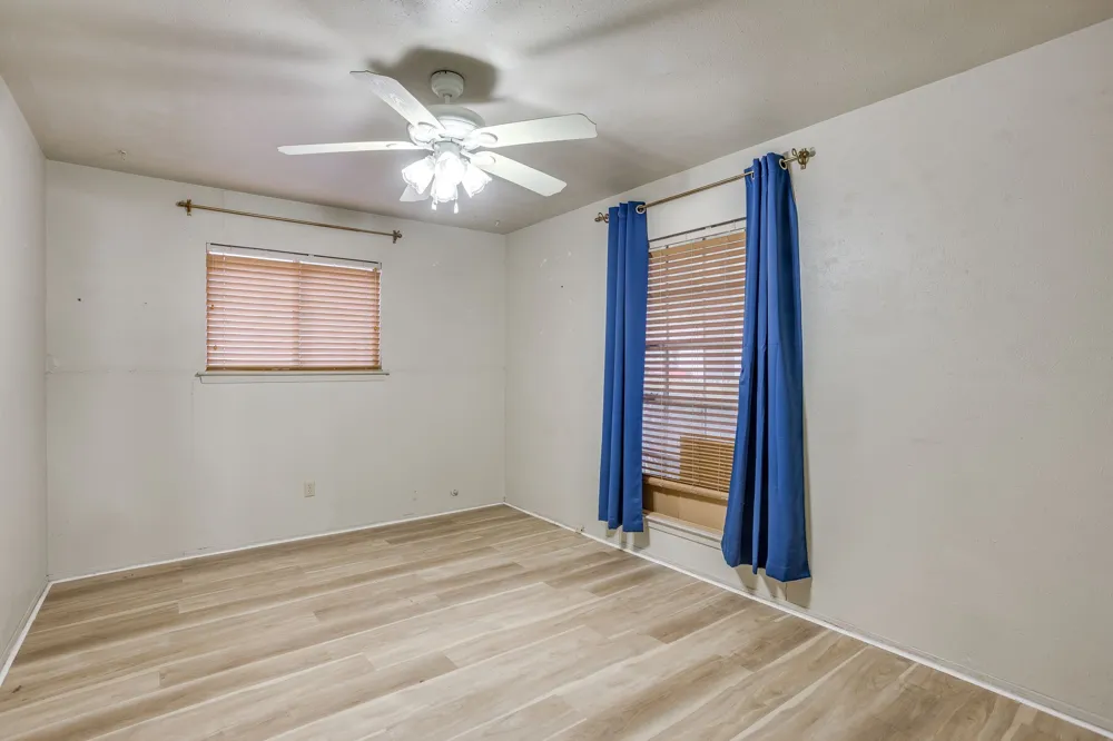 312 NW Wintercrest Road Burleson, TX 76028