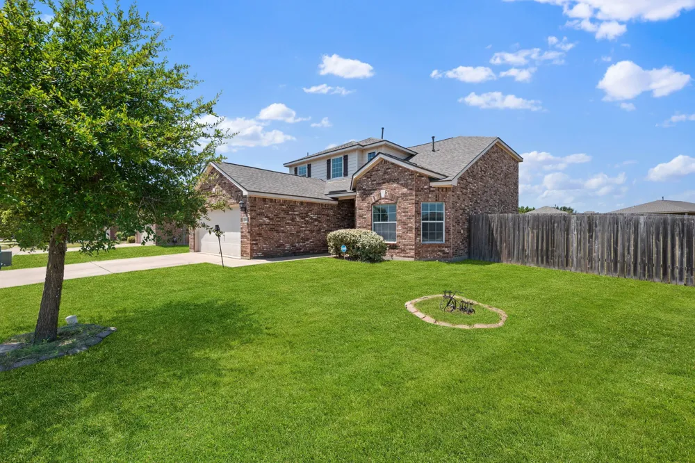 2101 Gardenia Drive Forney, TX 75126