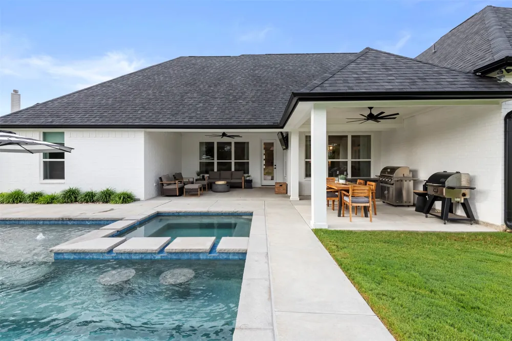 105 Kaya Court Weatherford, TX 76087