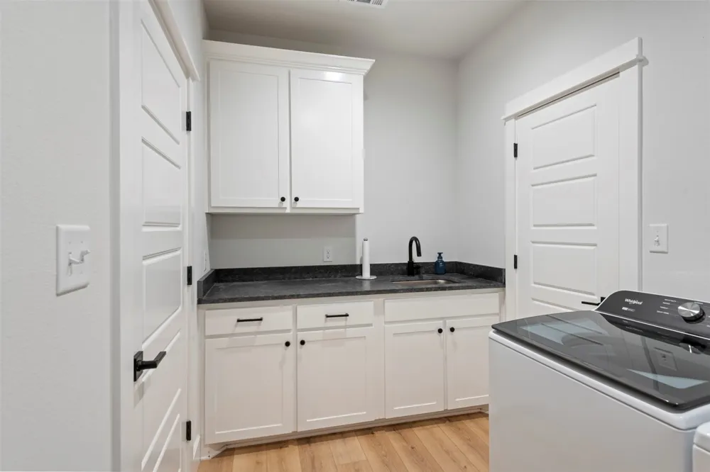 105 Kaya Court Weatherford, TX 76087