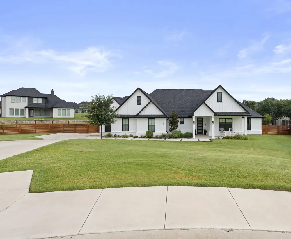 105 Kaya Court Weatherford, TX 76087