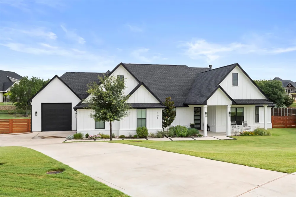 105 Kaya Court Weatherford, TX 76087